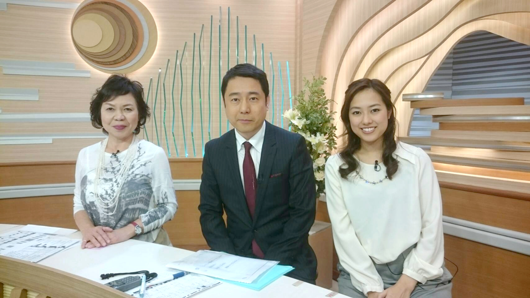2017年05月29日 左から、植田・アナウンサーの蓮見氏と木谷さん（2017年4月から出演しているテレビ静岡での写真）